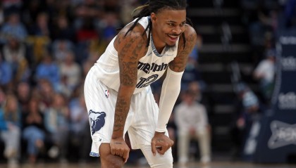 pg电子TOP10-美记：太阳近几周在探索引进控卫的可能 候选为莫兰特&amp;三球&amp;吹杨