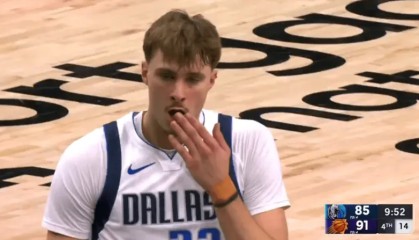 pg电子推荐-弗拉格抱怨裁判未吹哨：防守球员狠狠地打中了我的嘴巴