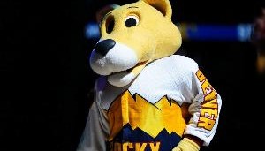 三十余年的家族事业！吉祥物Rocky起诉掘金非法解雇&amp;歧视残障人士