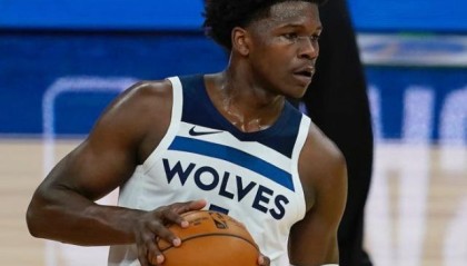 pg热门游戏-爱德华兹悄然蜕变 森林狼冲击季后赛看到曙光